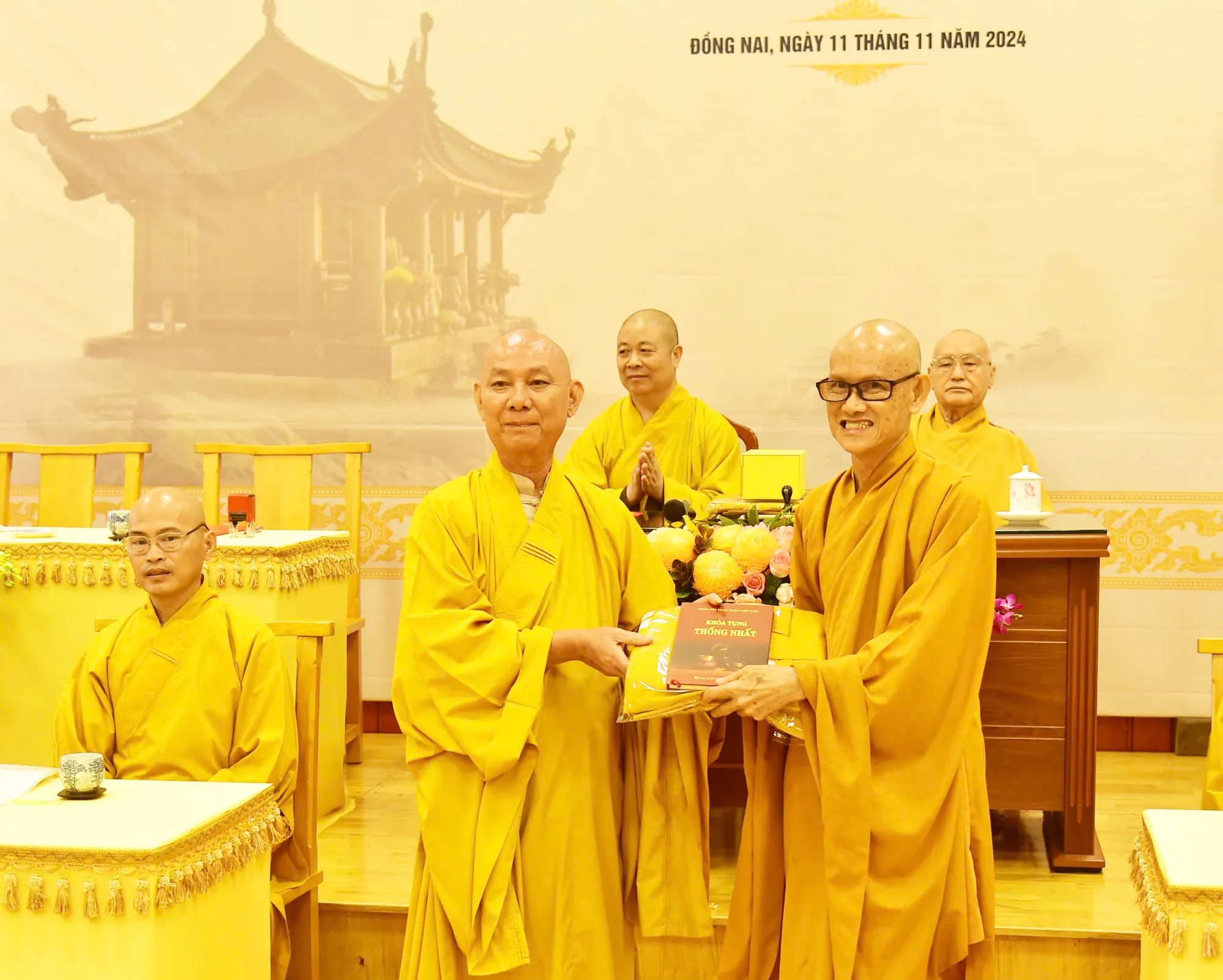 Đồng Nai - Ban Văn hoá Trung ương GHPGVN cùng Ban Quản trị Thiền phái Trúc Lâm Việt Nam thực hiện lễ Ký kết hợp tác thực hiện đề án Ngôn ngữ, Pháp phục, Kiến trúc, Di sản Văn hoá Phật giáo Việt Nam