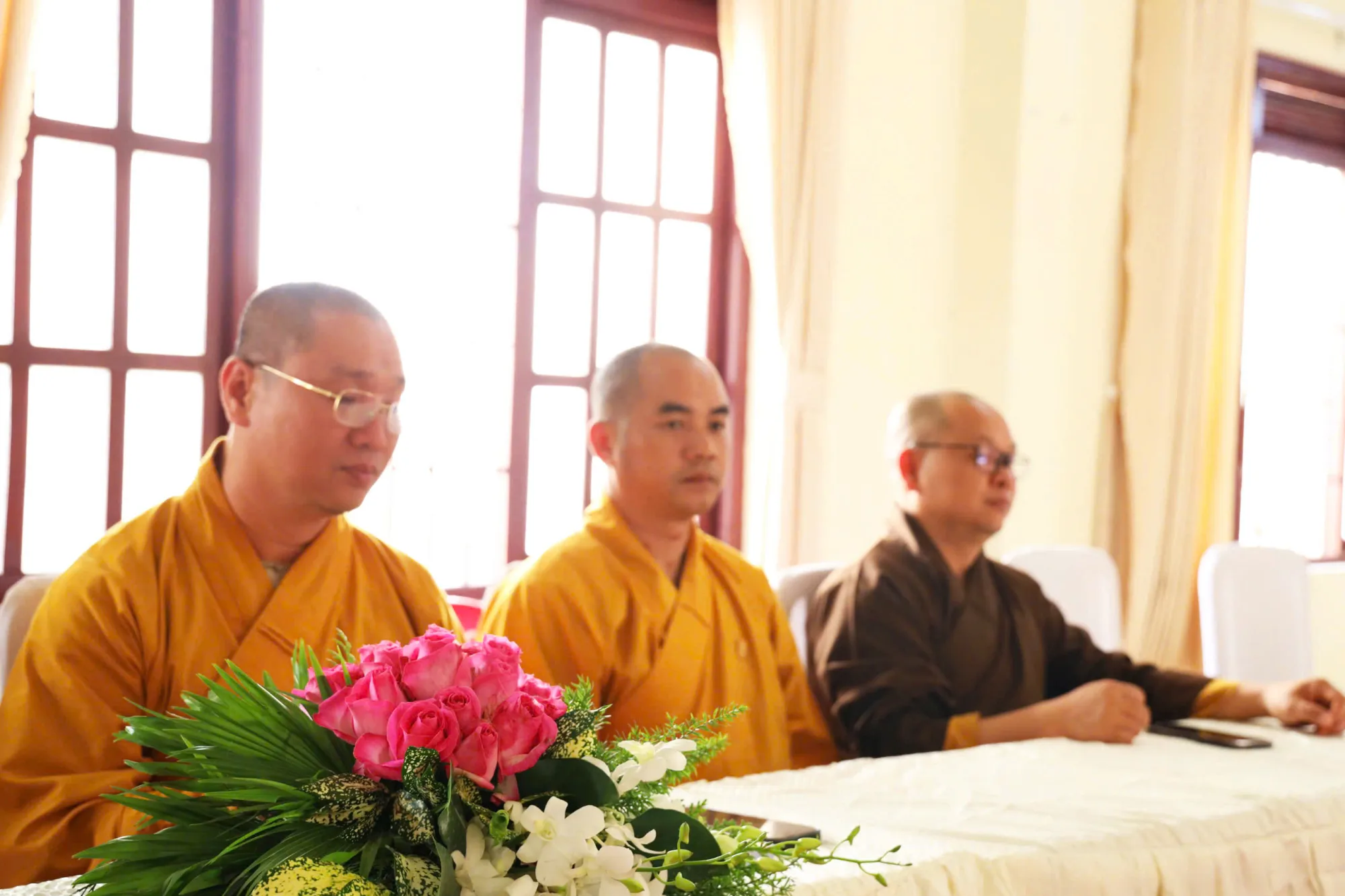 Lâm Đồng - Ban Văn hoá Trung ương GHPGVN cùng Ban Trị sự GHPGVN tỉnh Lâm Đồng thực hiện lễ Ký kết hợp tác thực hiện 4 đề án: "Ngôn ngữ, Pháp phục, Kiến trúc, Di sản"