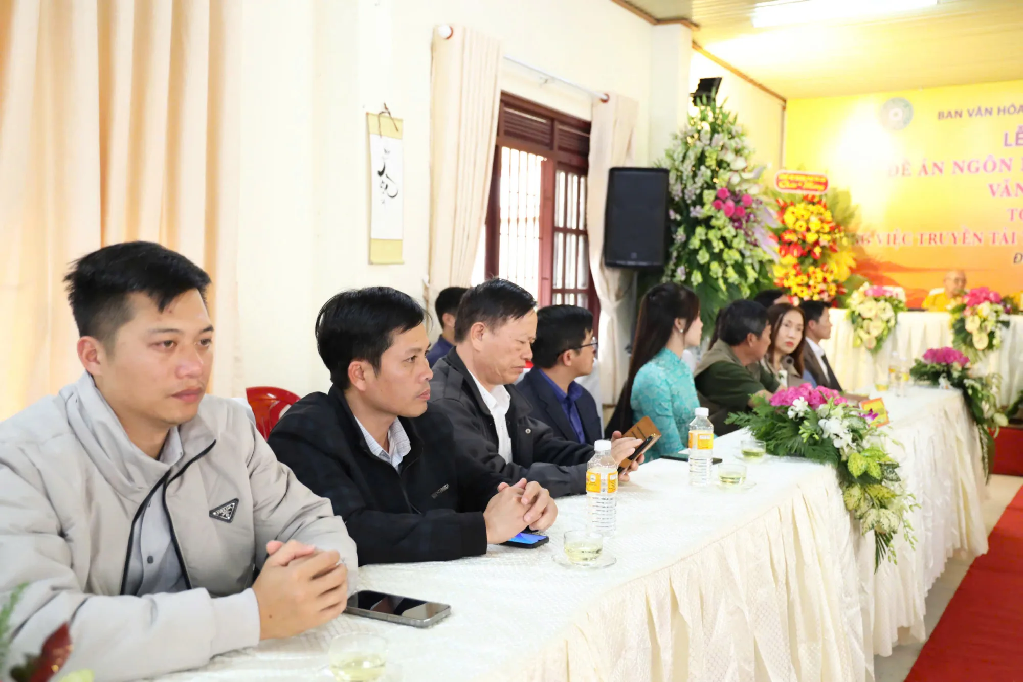 Lâm Đồng - Ban Văn hoá Trung ương GHPGVN cùng Ban Trị sự GHPGVN tỉnh Lâm Đồng thực hiện lễ Ký kết hợp tác thực hiện 4 đề án: "Ngôn ngữ, Pháp phục, Kiến trúc, Di sản"