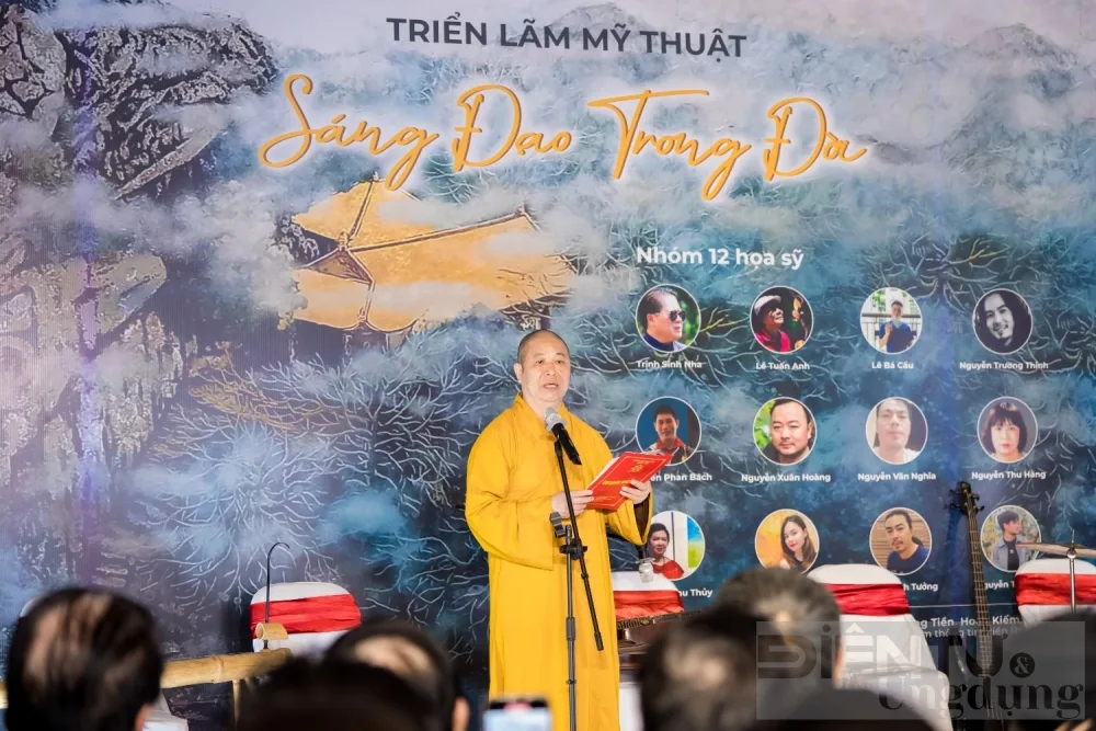 Triển lãm nghệ thuật 'Sáng đạo trong đời' lan toả giá trị văn hoá Phật giáo