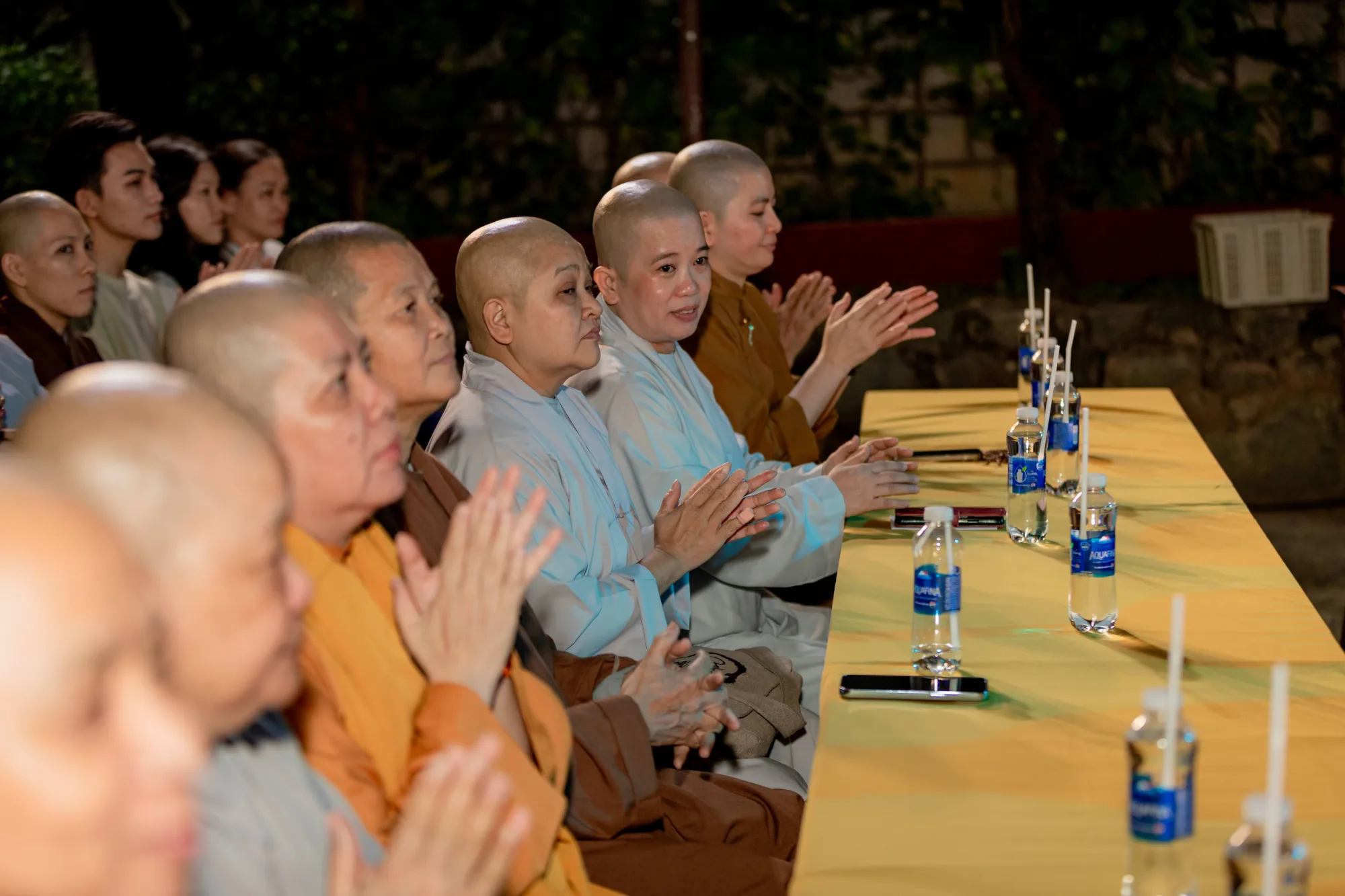 Hồ Quỳnh Hương hội ngộ cùng học trò Myra Trần trong đêm nhạc "Sáng đạo trong đời" tại TP.HCM