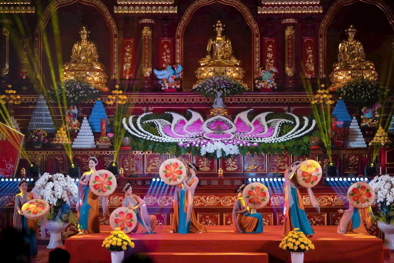 Ban Văn hoá Trung ương GHPGVN công bố kết quả chung kết cuộc vận động sáng tác nghệ thuật Phật giáo "Sáng đạo trong đời"