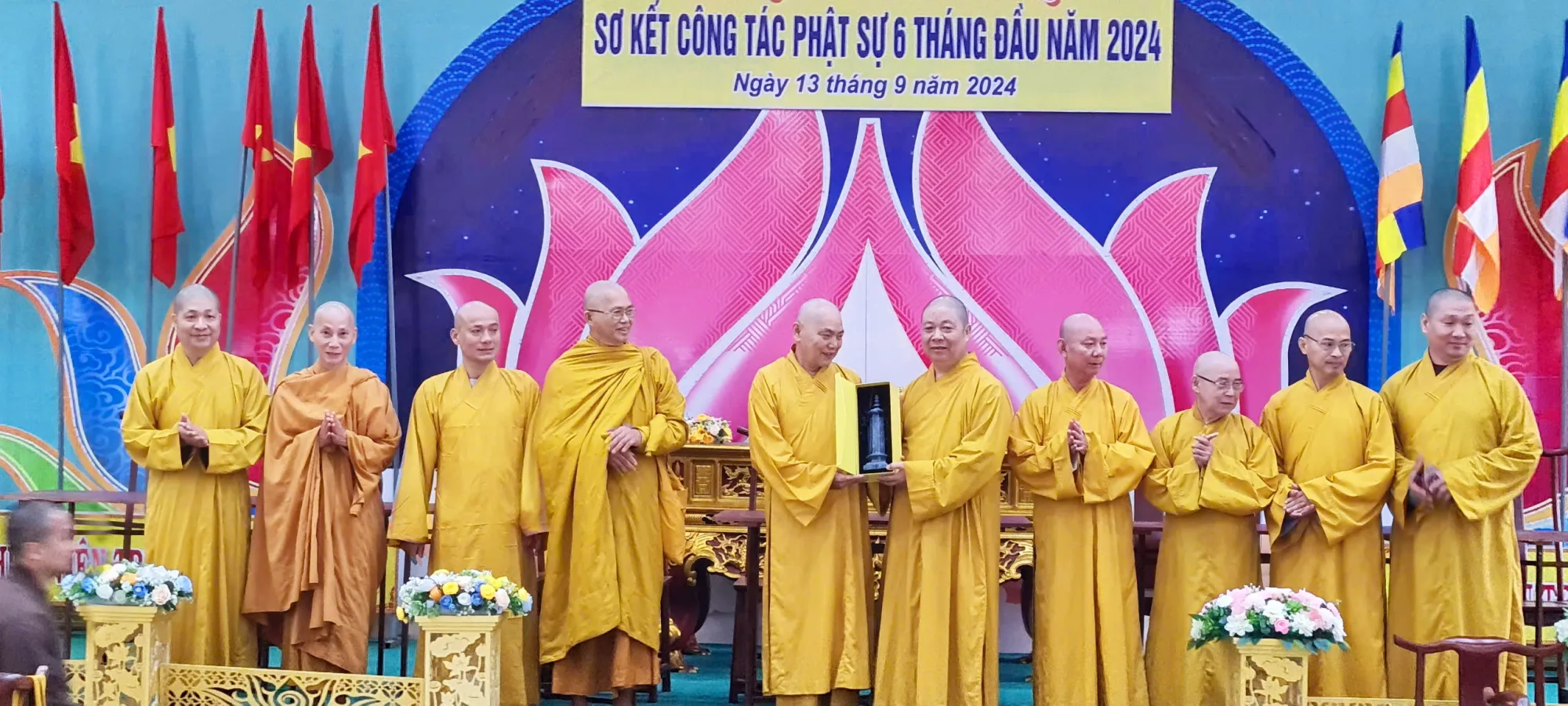 Ban Văn hoá Trung ương GHPGVN cùng Ban Trị sự GHPGVN tỉnh Gia Lai thực hiện lễ Ký kết hợp tác thực hiện 4 đề án: Pháp phục, Ngôn ngữ, Kiến trúc, Di sản