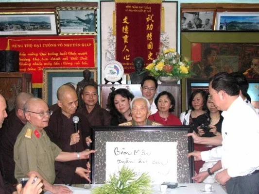 Chuyện về Đại tướng Võ Nguyên Giáp và Thiền sư Thích Nhất Hạnh-2