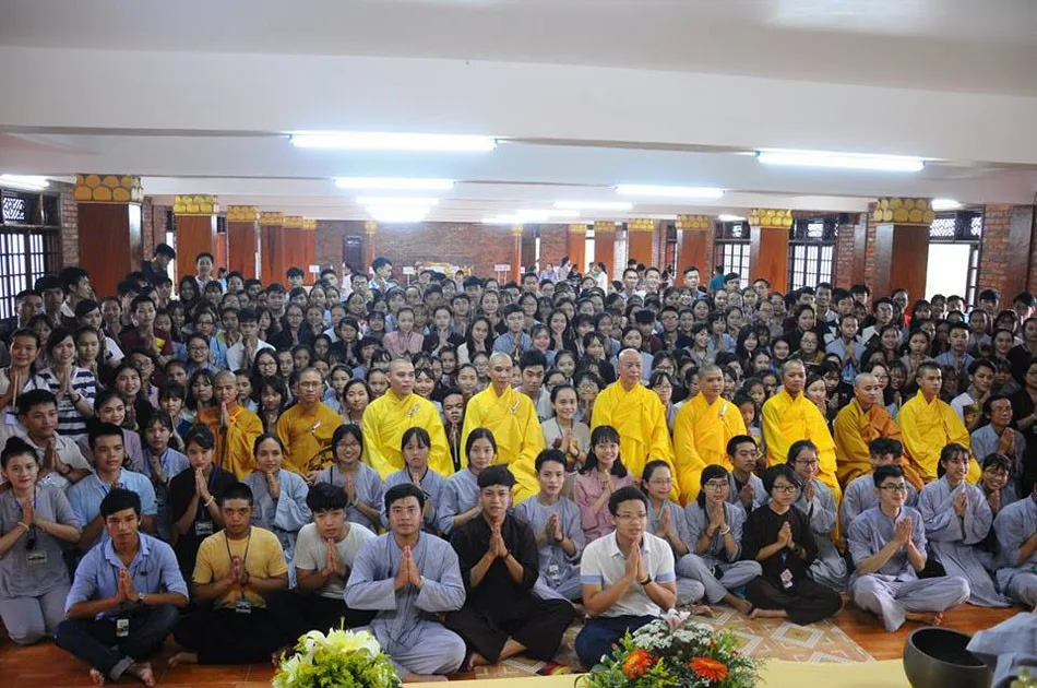 Nhìn lại 38 năm hình thành và phát triển của Giáo hội PGVN-1