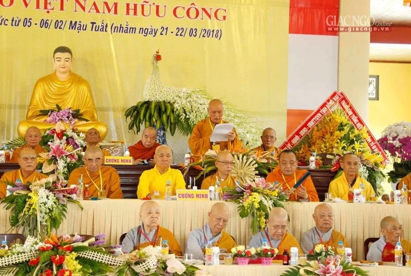 HT.Thích Nhật Quang ban huấn từ