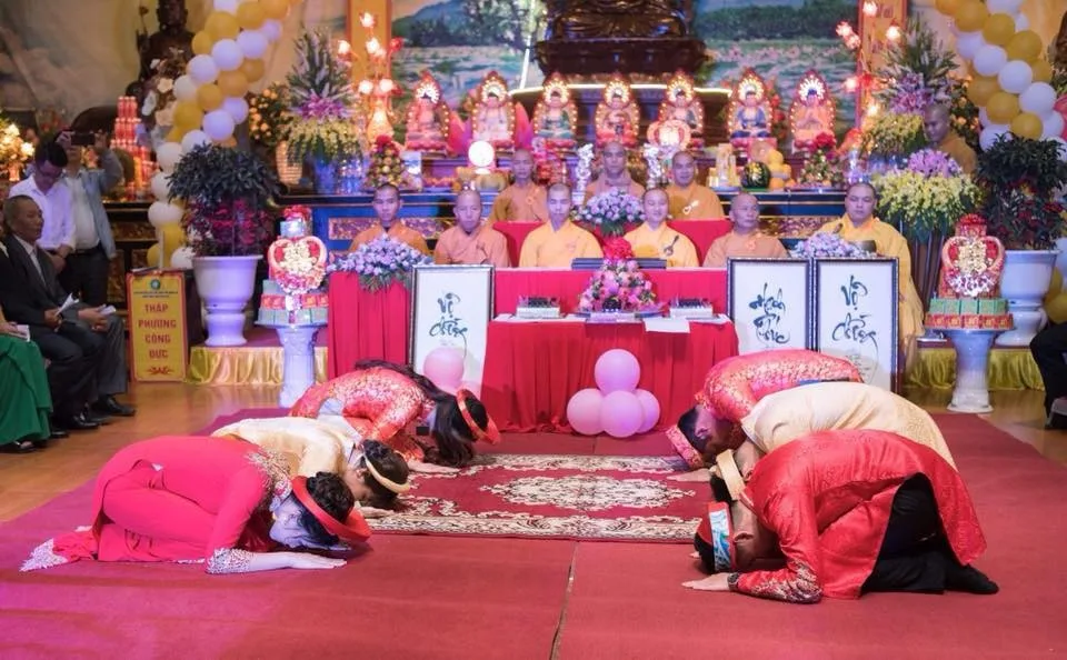 Nghi thức vợ chồng lễ sự bình đẳng