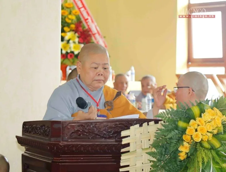 NT.TN.Tịnh Nghiêm phát biểu nhận quyền đăng cai tổ chức lễ