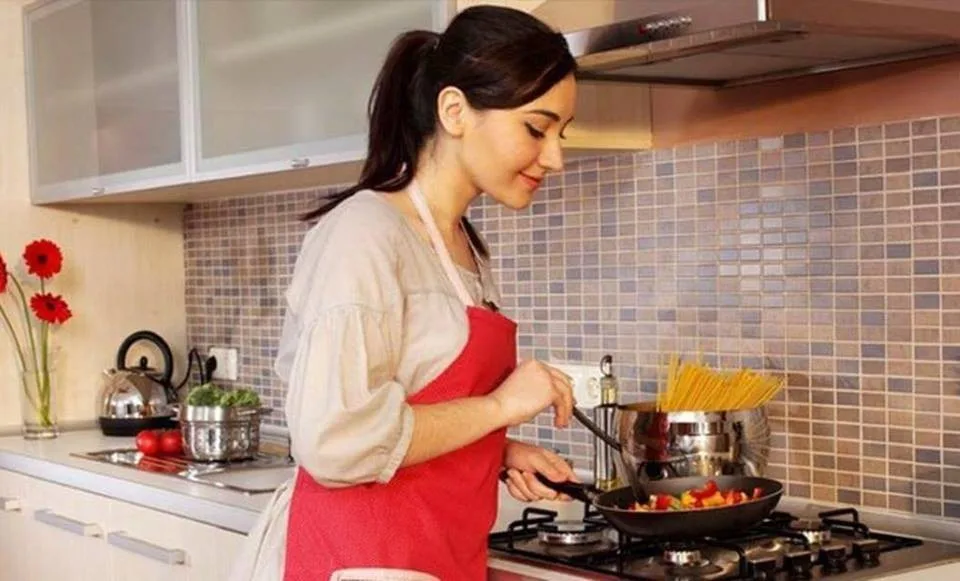 Phụ nữ đẹp không phải ở dung nhan mà là nhờ khí chất-2