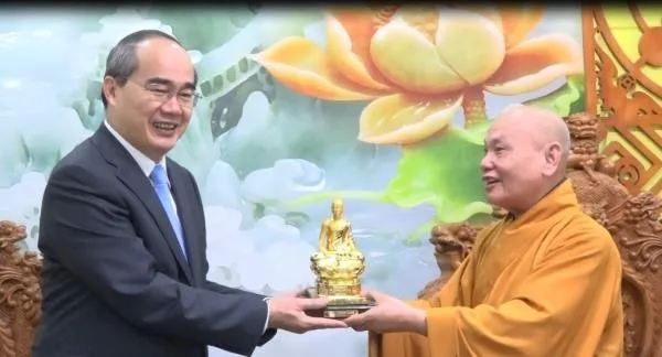 Ngài Nguyễn Thiện Nhân chúc tết Hòa thượng Chủ tịch