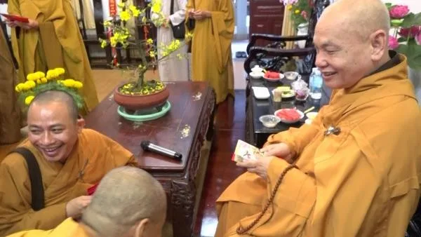 TP.HCM: Văn phòng 2 Trung ương Giáo hội gặp mặt đầu năm Mậu Tuất