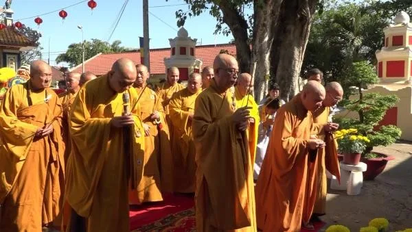 Hòa thượng Chủ tịch chúc Tết Tăng Ni, Phật tử các tỉnh, thành