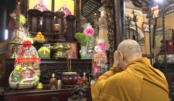 Hòa thượng Chủ tịch chúc Tết Tăng Ni, Phật tử các tỉnh, thành