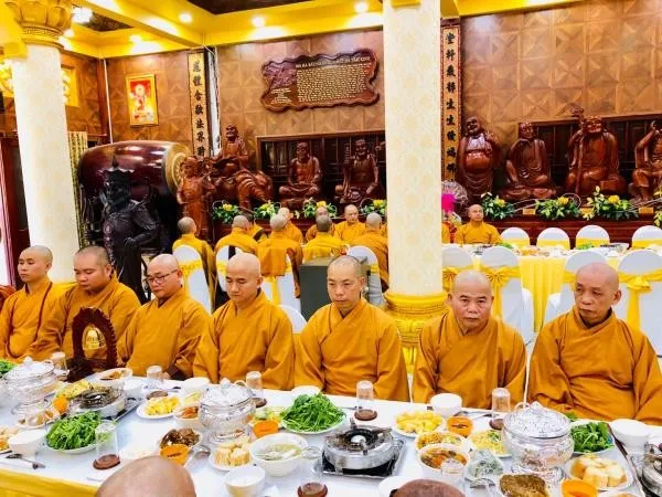 TP HCM: Lễ tạ đàn Dược sư tại chùa Minh Đạo