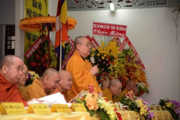 Hoà thượng Thích Thanh Nhiễu