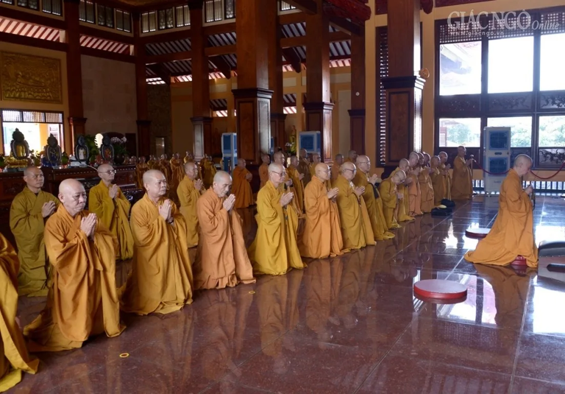 Chư tôn đức bố-tát trong mùa an cư PL.2562 tại Việt Nam Quốc Tự
