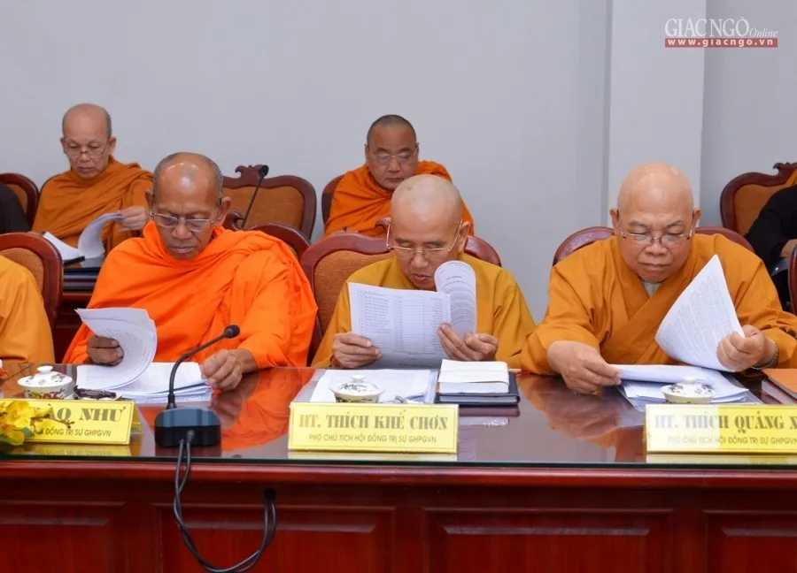 Chư tôn đức tham dự