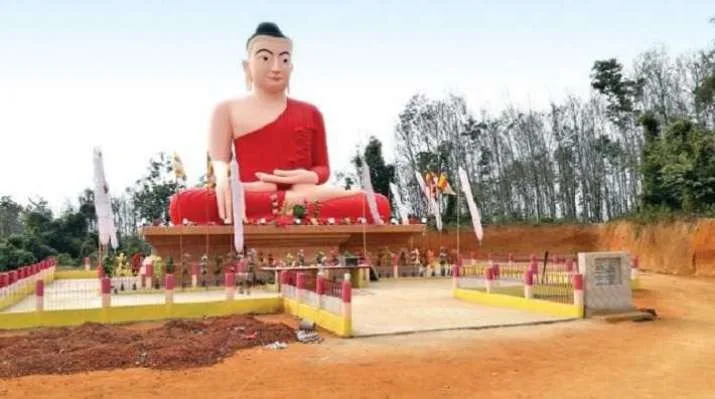 Bức tượng Đức Phật - biểu tượng của sự hòa hợp tôn giáo ở Chittagong Hill, Bangladesh