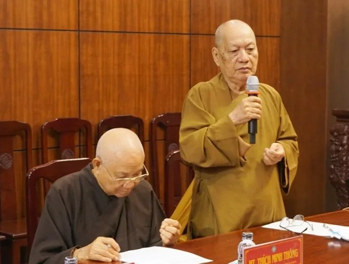 HT.Thích Thiện Tánh phát biểu tại buổi họp
