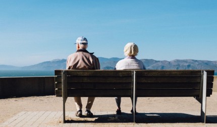 4 điều xương máu mà tuổi trẻ thường bỏ qua, về già mới thấm thía