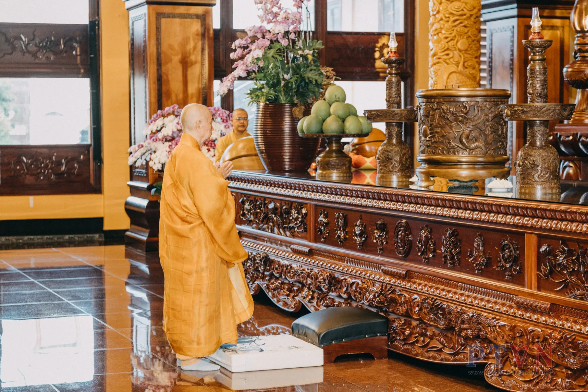 [Chùm ảnh] Kỳ bố-tát đầu tiên trong mùa An cư kiết hạ Phật lịch 2566 tại Việt Nam Quốc Tự-18