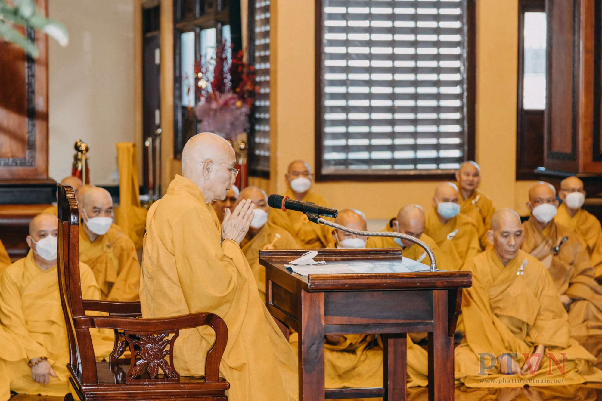 [Chùm ảnh] Kỳ bố-tát đầu tiên trong mùa An cư kiết hạ Phật lịch 2566 tại Việt Nam Quốc Tự-23
