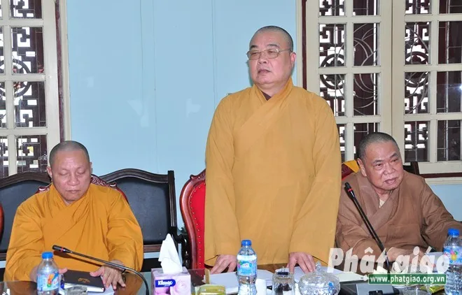 HT.Thích Thanh Nhiễu phát biểu