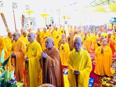 Thừa Thiên Huế: Lễ nhập kim quan Trưởng lão HT. Thích Đức Phương