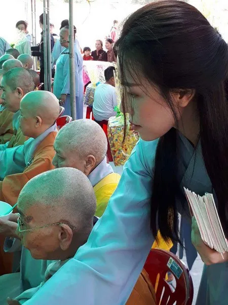 Á hậu Phan Quỳnh Ngân: Sống đẹp nhờ tin yêu Phật giáo