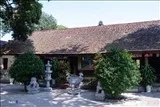 Thăm chùa Hoằng Ân nghìn năm tuổi bên Hồ Tây