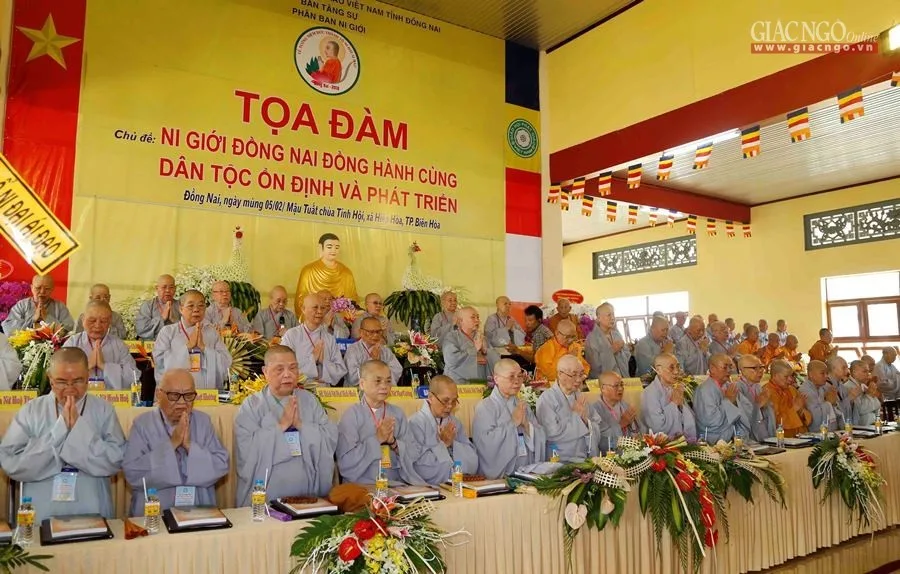 Chư Ni chứng minh, chủ tọa buổi tọa đàm