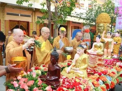 Hòa thượng Chủ tịch chúc tết Phật giáo Nam tông Khmer