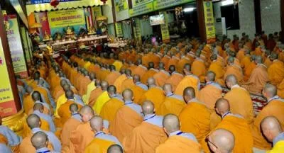 Long An: Hoà thượng Chủ tịch giáo giới tại Đại giới đàn Hoằng Đức