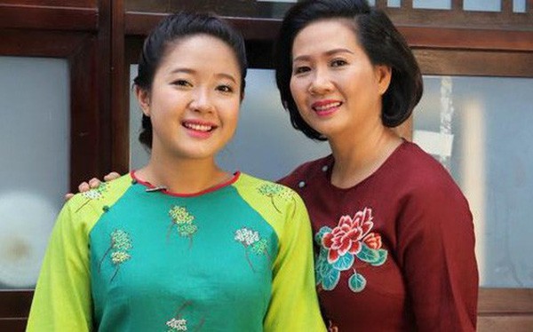 Nữ giám đốc dạy con gái: Đừng mua chiếc túi trị giá 300 đô mà trong đó không có gì cả