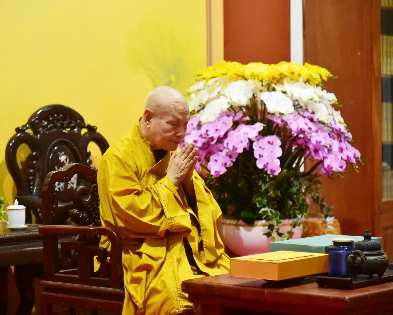 Ban Văn hóa Trung ương vấn an và xin chỉ đạo từ Trưởng lão Hòa thượng Chủ tịch-2