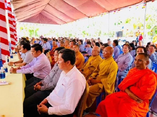Đại biểu khách quý tham dự