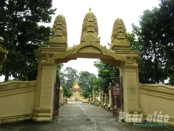 Trầm mặc chùa Tòa Sen, Vĩnh Long