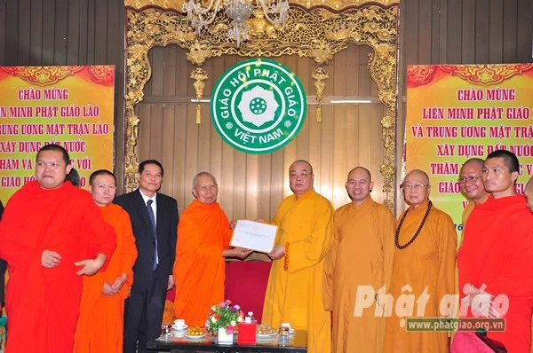 Hà Nội: Đoàn Liên minh PG Lào đến thăm và làm việc với GHPGVN