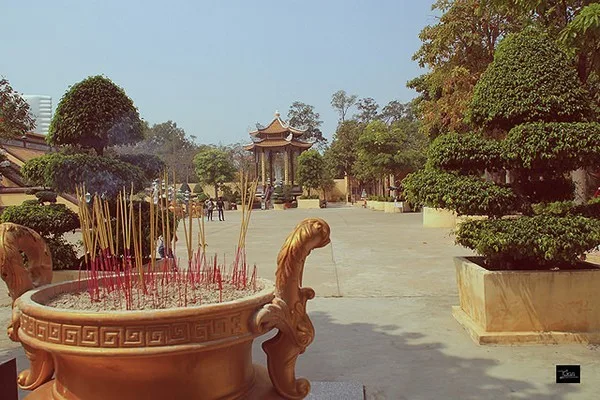 Bình yên ở ngôi chùa có tượng Phật nằm trên mái dài nhất châu Á