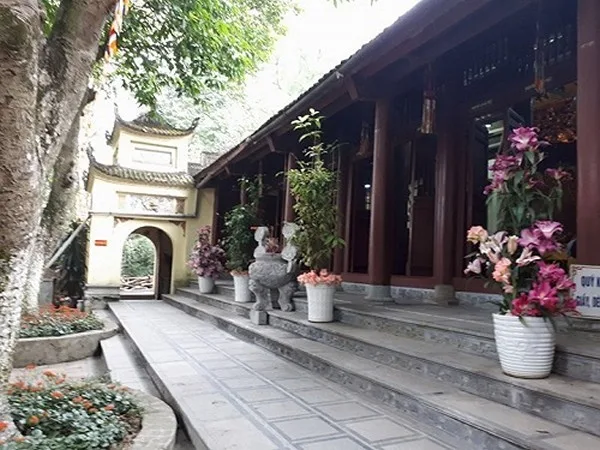 Ngôi chùa với nhiều bí ẩn "độc nhất vô nhị": Tiêu Sơn cổ tự