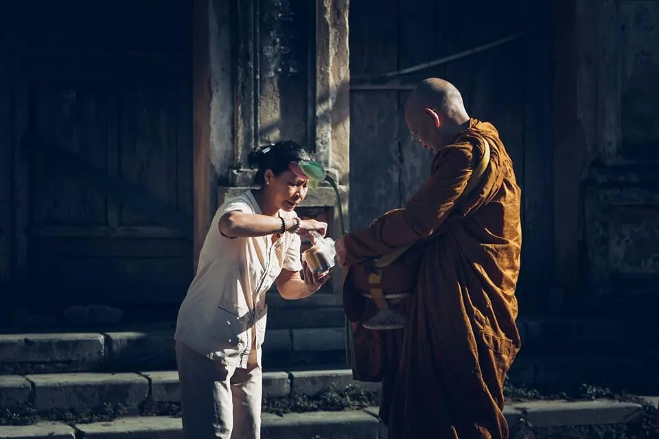 Khất thực
