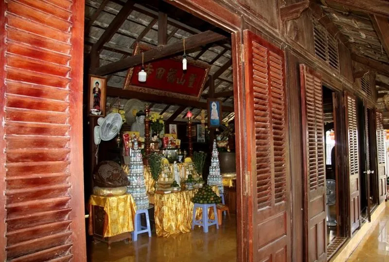Nha Trang: Chùa Linh Sơn Phước Điền-15
