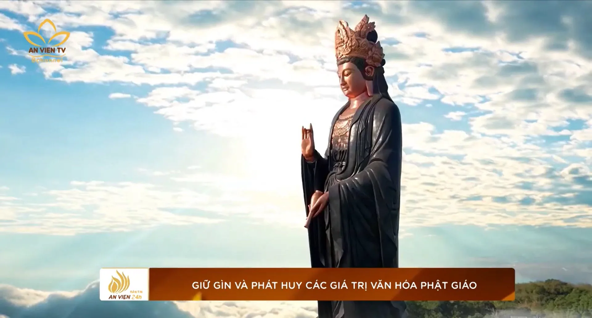 Mái chùa Việt khẳng định chủ quyền biển đảo Việt Nam