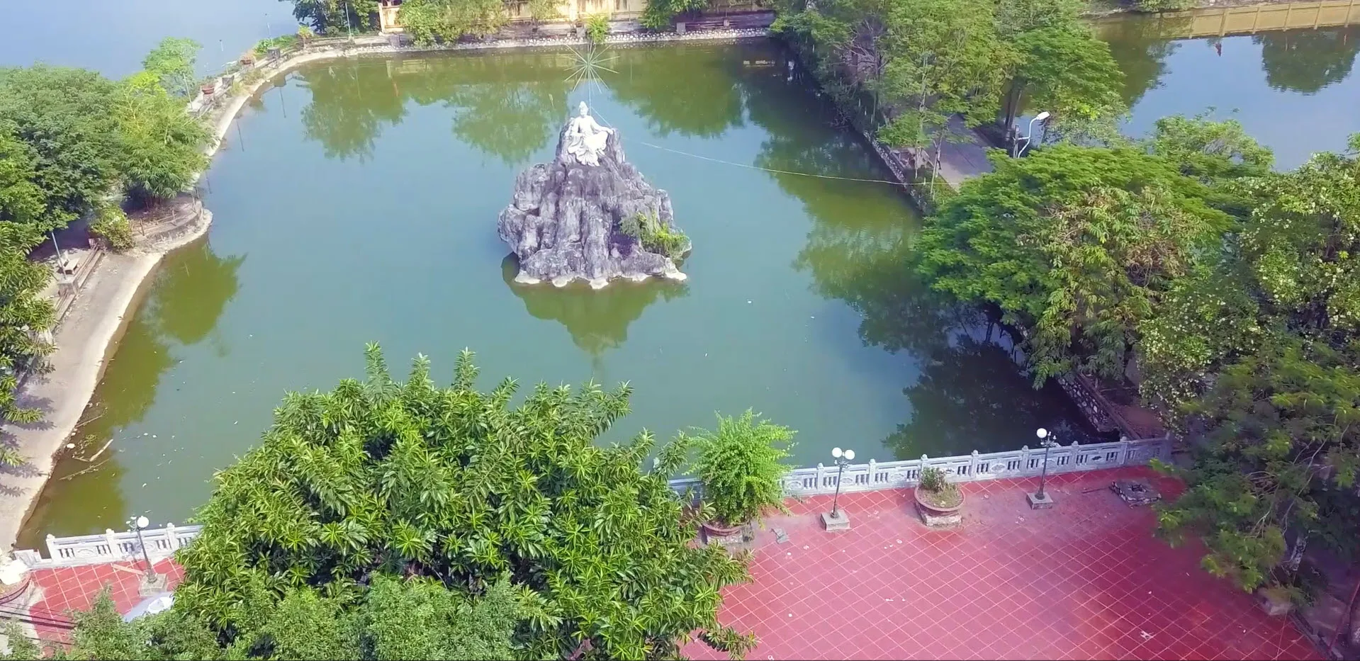 Sư bà Phương Dung thời Hai Bà Trưng