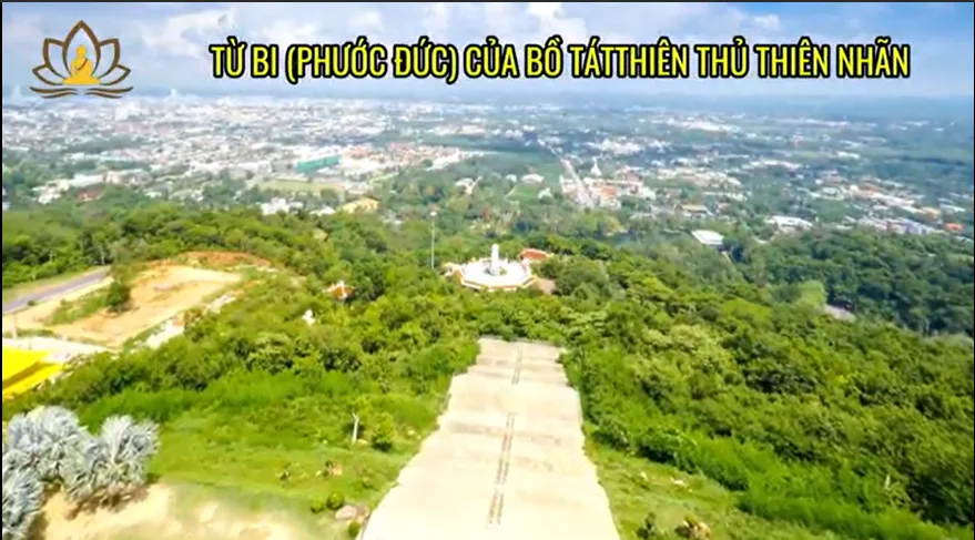 Từ bi (Phước đức) của Bồ tát Thiên Thủ Thiên Nhãn