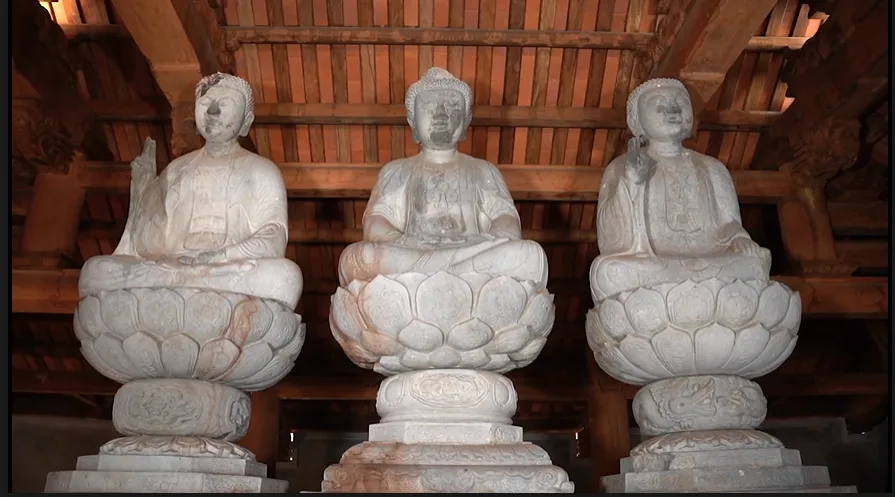 Bảo vật quốc gia: Bộ tượng Tam Thế chùa Linh Ứng