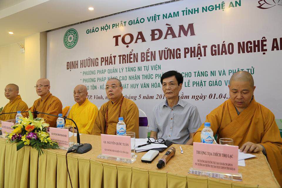 Tọa đàm "Định hướng Phát triển Bền vững Phật giáo Nghệ An"