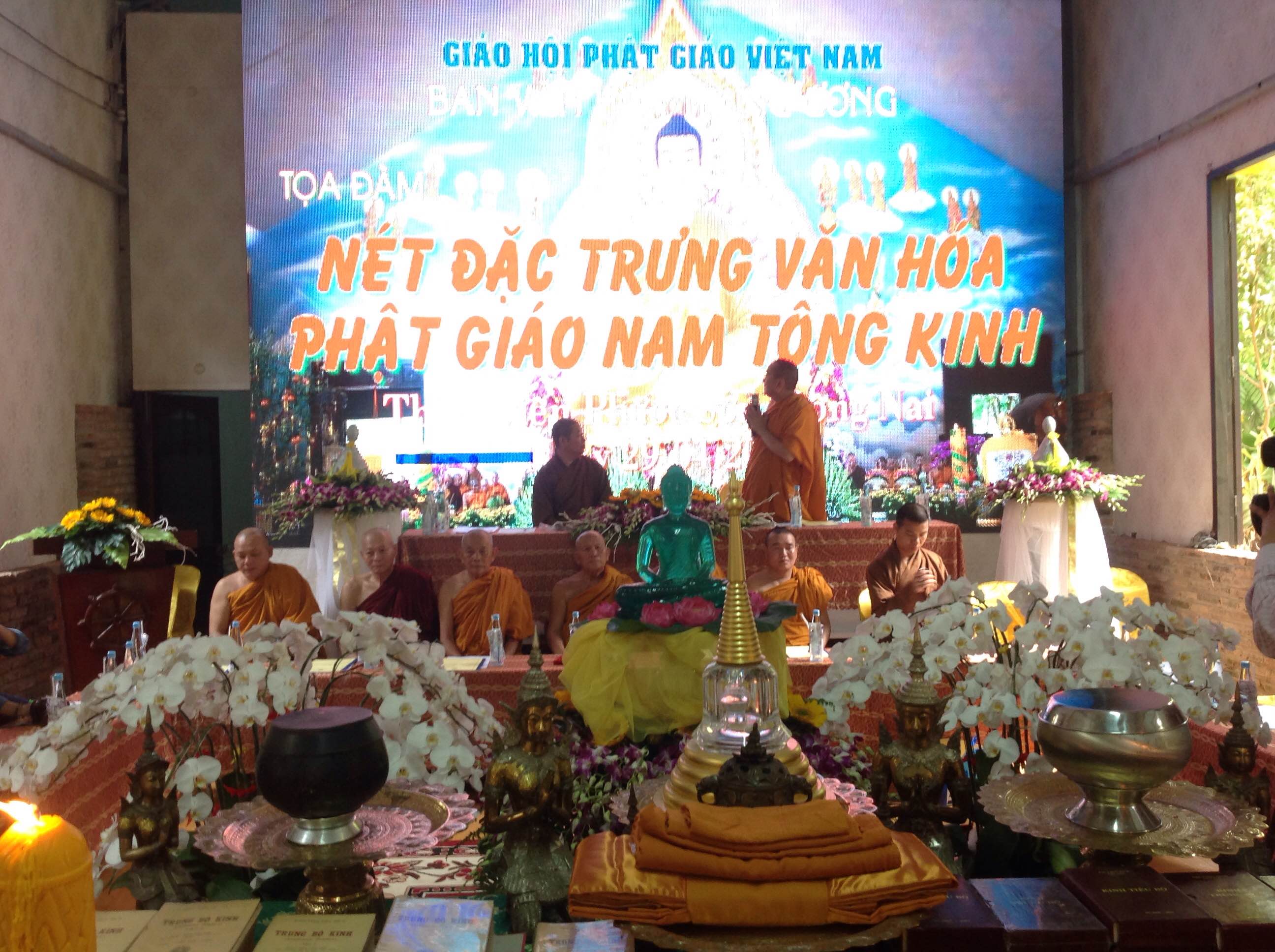 Tọa đàm nét đặc trưng của văn hóa phật giáo Nam Tông Kinh