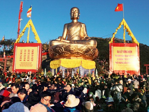 Cuộc Đời Vua Trần Nhân Tông  Qua Nghệ thuật Cải lương