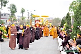 Cung tống kim quan cố HT.Thích Thanh Sam nhập bảo tháp